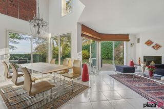  Maison  vendre 6 pices 244 m