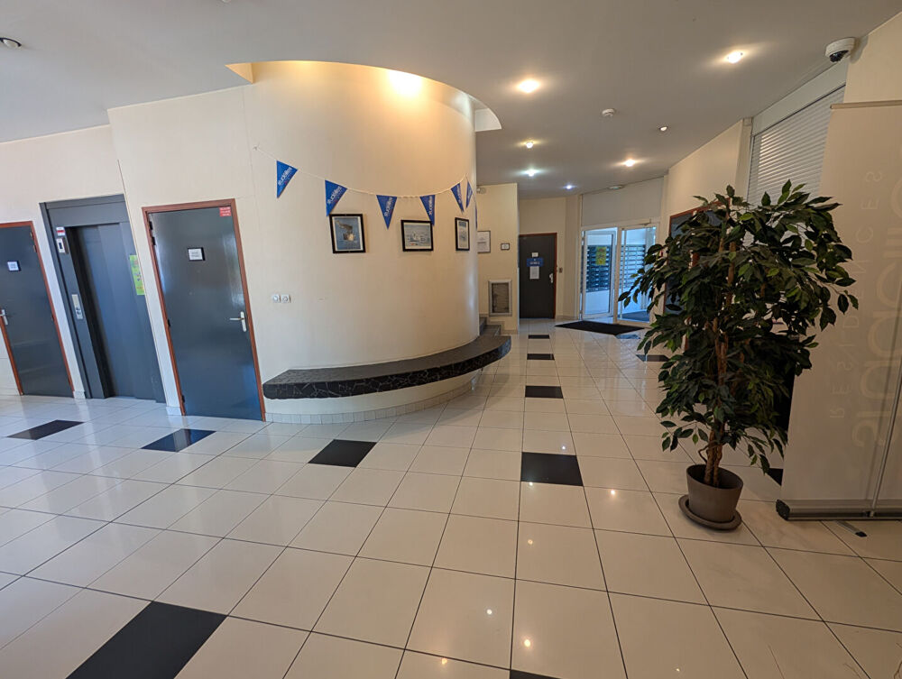 T1 de 19,30m² avec parking - Villeurbanne La Doua