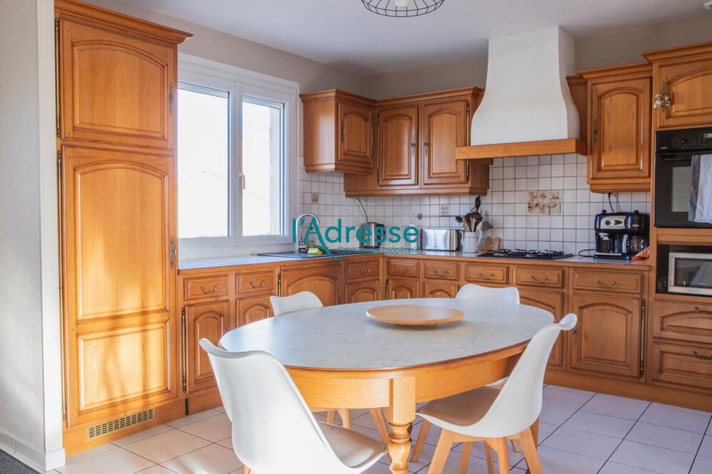 Vente Maison Maison sur sous-sol avec 1800 m² de terrain Mauges sur loire