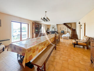  Maison � vendre 12 pi�ces 216 m�