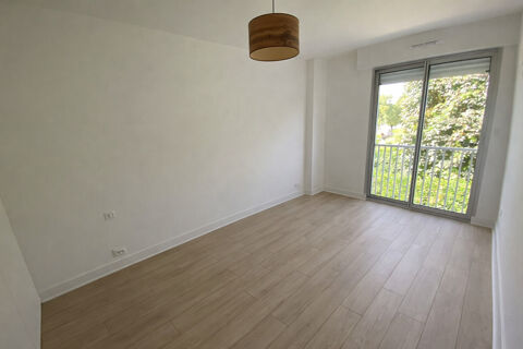  Appartement � louer 4 pi�ces 115 m�