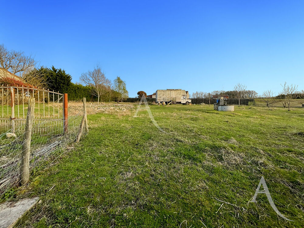 Vente Terrain Terrain constructible de 2304 m2 Dausse