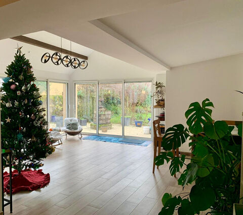  Maison � louer 7 pi�ces 252 m� Bailly romainvilliers