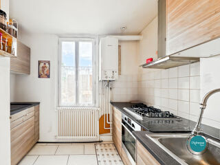  Appartement  vendre 4 pices 82 m