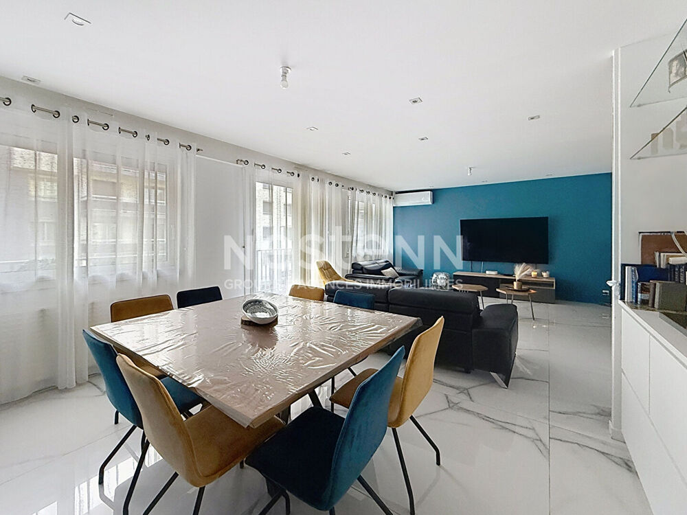 Vente Appartement Grand Appartement T5 3 chambres avec Terrasse Cave et Parking Rue Pagère - 69500 BRON Bron