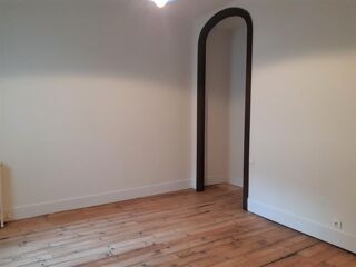  Maison à louer 5 pièces 174 m²