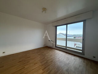 Location Appartement Appartement à Chelles 1 pièce(s) 23.72 m2 Chelles