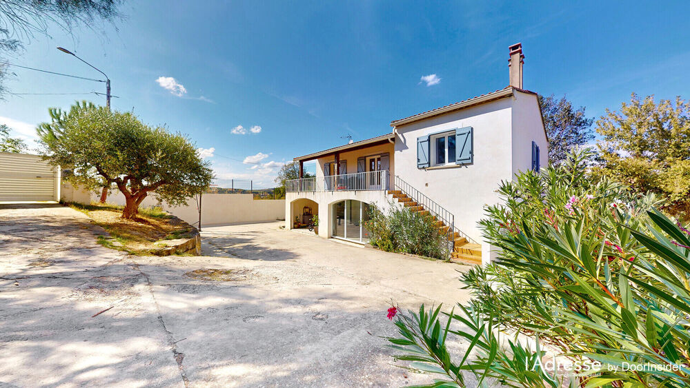 Vente Maison Villa LIMOUX 5 Chambres 222 m² sur terrain de 5966 m² Limoux