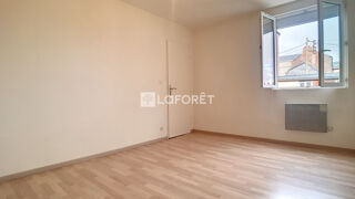  Immeuble � vendre 3 pi�ces 210 m�