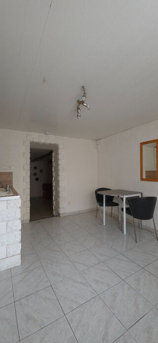  Appartement  vendre 1 pice 38 m