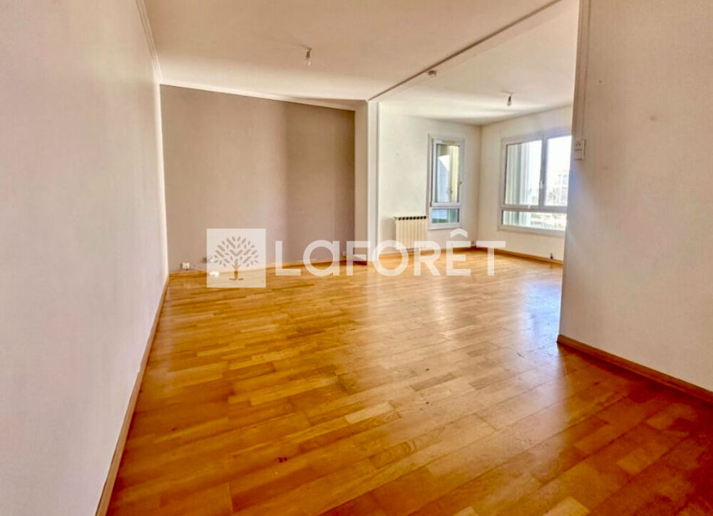 Appartement 2 pièces 58 m² · à Montigny le Bretonneux · 58 m² · 215 000 €