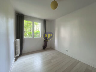  Appartement à louer 3 pièces 68 m²