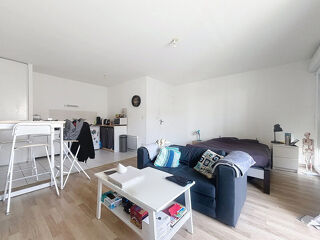  Appartement à louer 1 pièce 37 m²