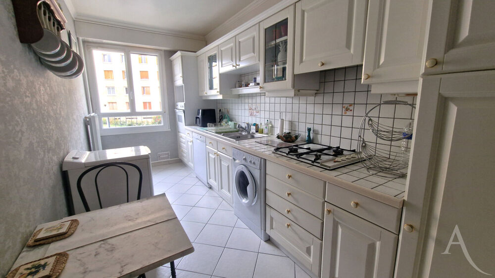 Vente Appartement Bel Appartement F4 avec balcon en centre-ville de Mantes la Jolie Mantes la jolie