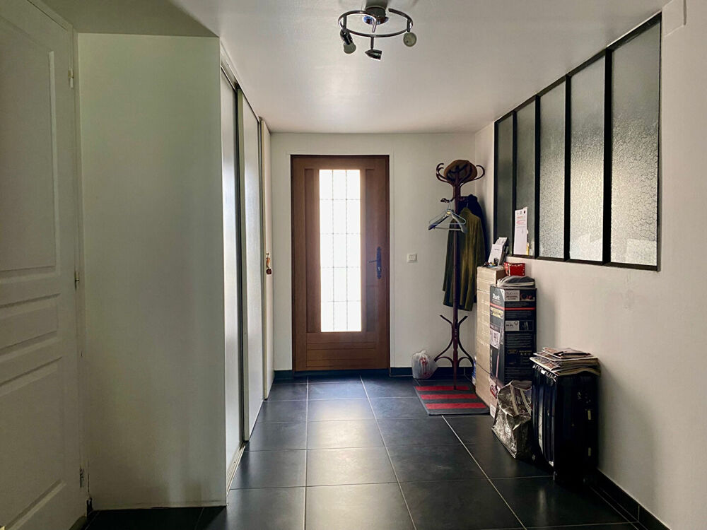 Maison en pierre située entre Courlandon et Fismes de 4 pièce(s) 135 m2 au sol