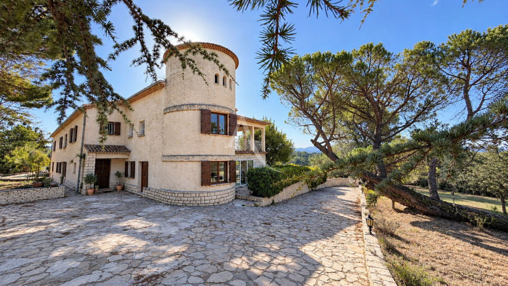 Vente Maison PROPRIETE FORCALQUIER VILLA DEPENDANCE PISCINE HANGAR JARDIN Forcalquier