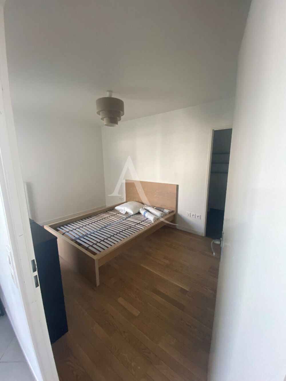 Location Appartement A louer appartement meublé 2p 41m² - FRESNES Fresnes