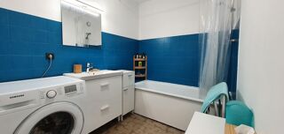  Appartement à louer 2 pièces 65 m²