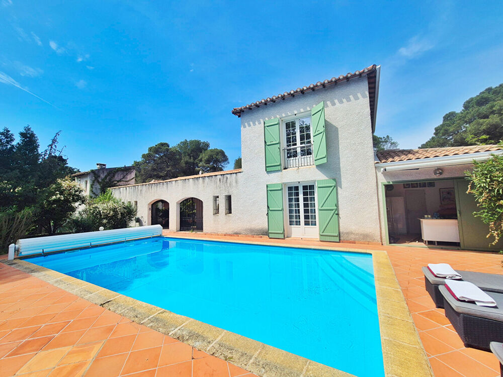 Vente Maison Villa d'exception de 5 chambres entre mer et campagne, avec piscine Beziers