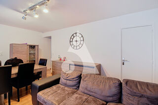  Immeuble � vendre 6 pi�ces 251 m�