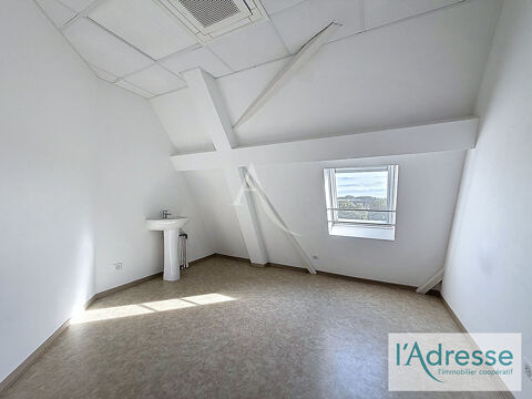 A LOUER LOCAL COMMERCIAL LAUNAGUET 280 31140 Launaguet