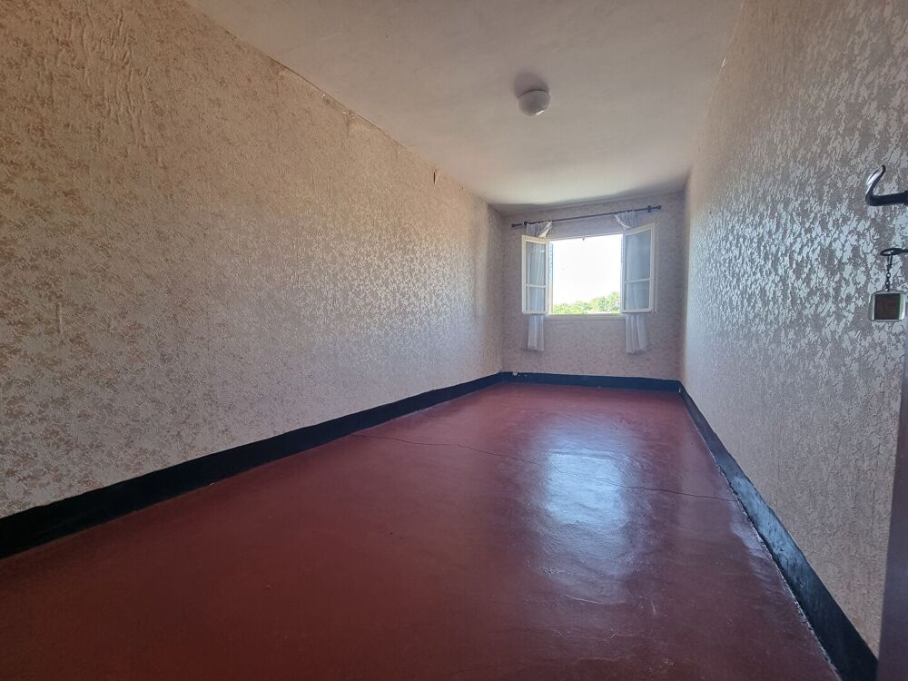 Vente Maison Maison de village à rénover Montagnac 7 pièce(s) 112 m2 Montagnac