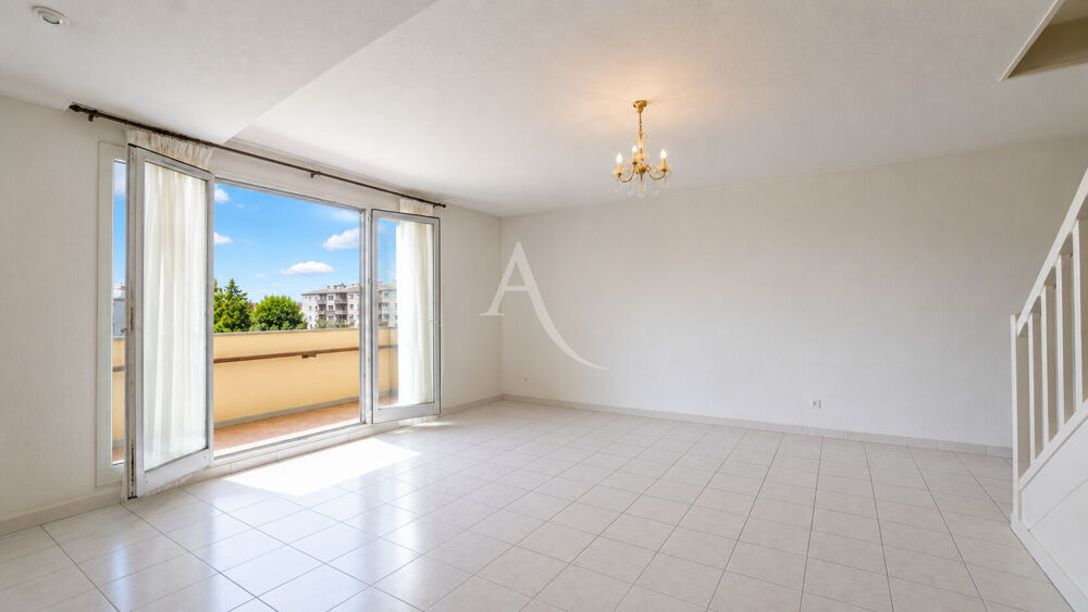 Vente Appartement Appartement duplex T5 au CYCLADES II ? 177 m² utiles ? Saint-Julien-en-Genevois Saint julien en genevois