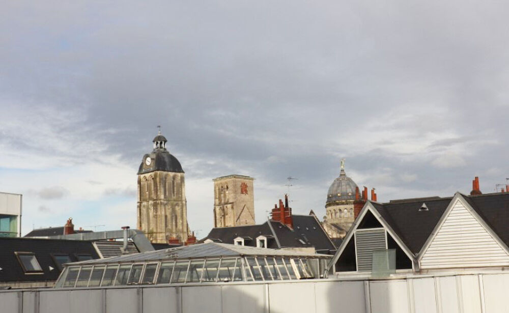 Location Appartement TOURS LES HALLES Tours