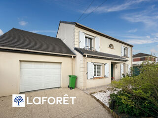  Maison à vendre 7 pièces 148 m²