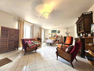  Maison  vendre 7 pices 