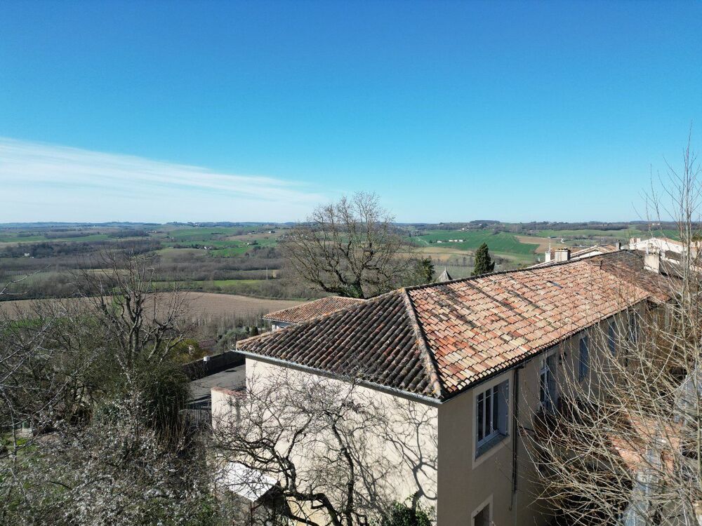 Vente Immeuble Immeuble lumineux d?exception à Lectoure avec une vue sur les Pyrénées Lectoure