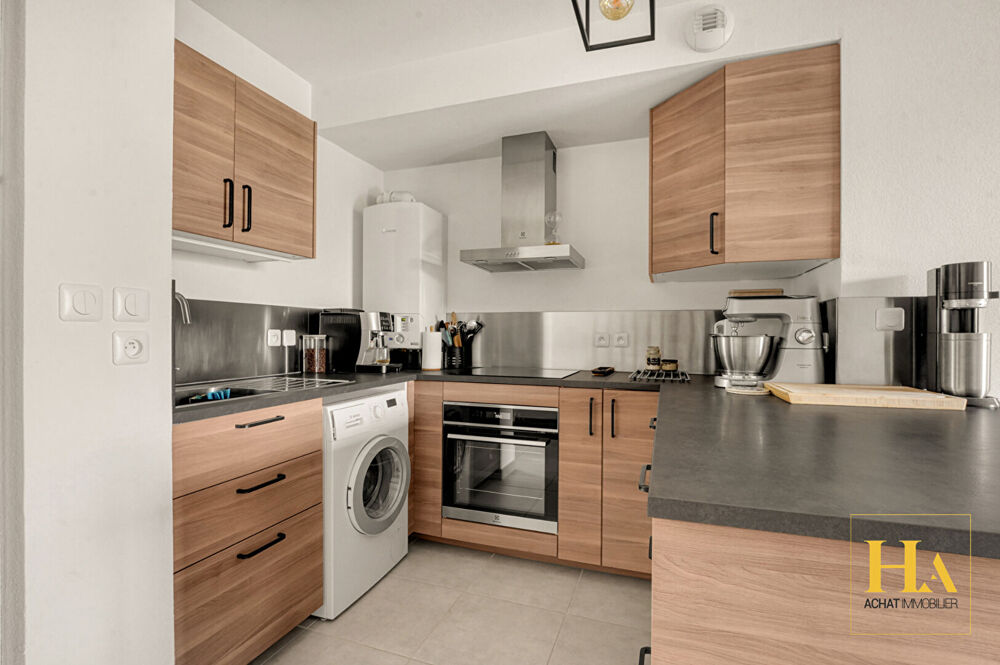 Vente Appartement Appartement dernier étage Castanet Tolosan 3 pièces 58 m2, balcon, climatisation Castanet tolosan