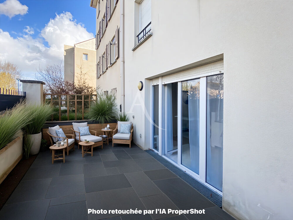 Résidence Récente de 2015 de standing STUDIO avec terrasse et 1 place de parking.