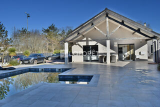  Maison  vendre 7 pices 205 m