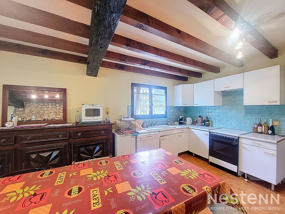 A Vendre Maison en pierre de 79 m² avec dépendances de 116 m² dans un hameau de Lagraulet-du-Gers