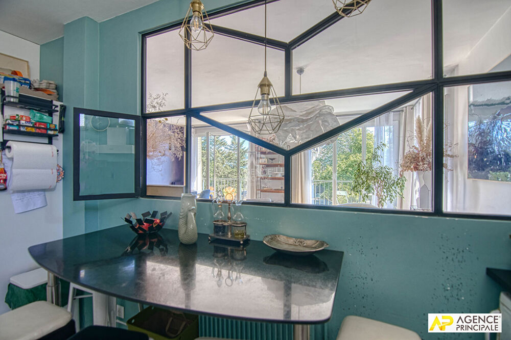 à vendre  Appartement Versailles (78000)