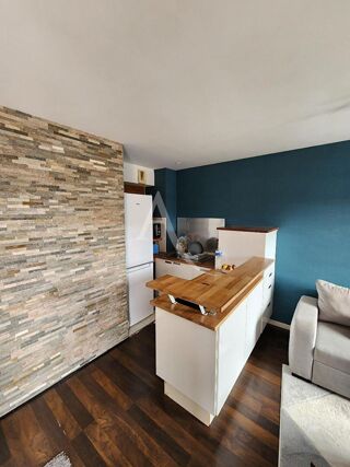  Appartement à louer 2 pièces 33 m²