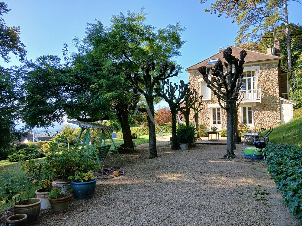 Vente Maison Maison avec vue imprenable 8 pice(s) 196 m2 Chateau thierry