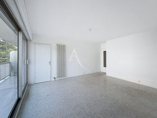  Appartement  vendre 4 pices 80 m