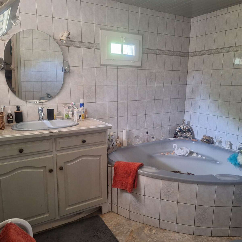 Vente Maison Maison Mussidan 6 pièce(s) 138.74 m2 Mussidan