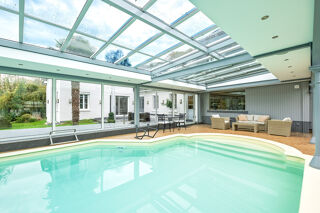  Villa à vendre 14 pièces 402 m²