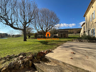  Maison  vendre 7 pices 250 m