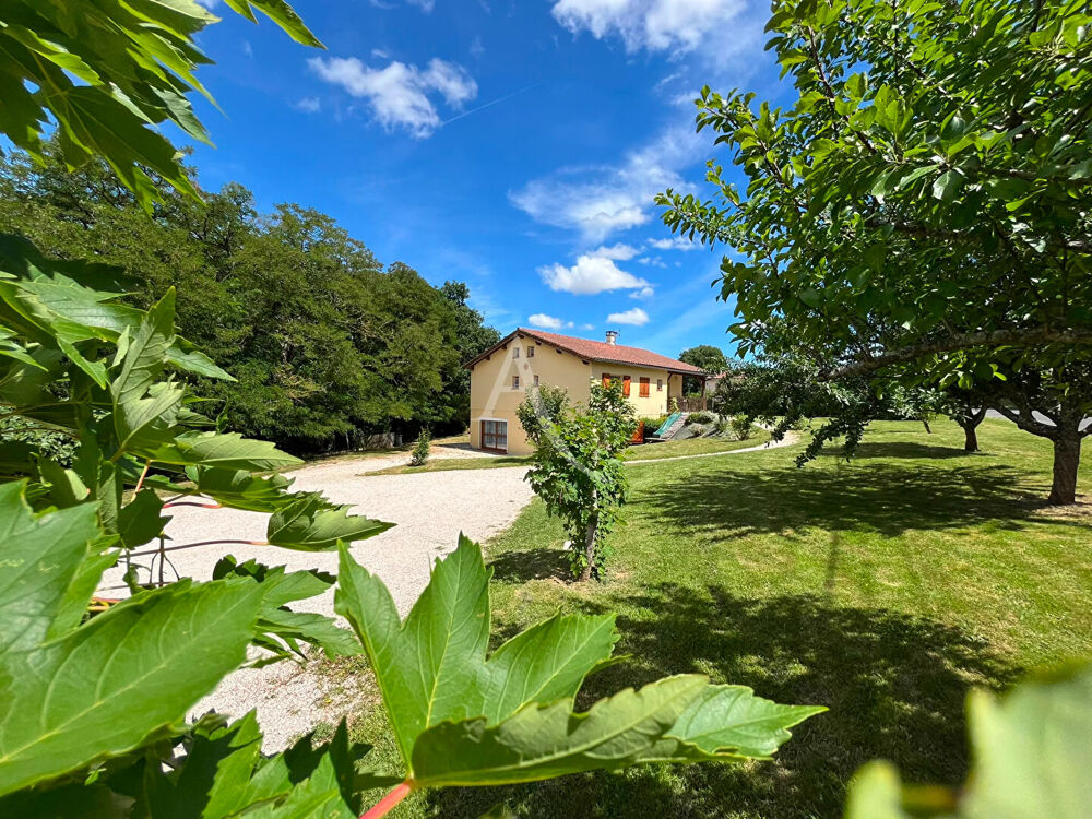 Maison de charme de 218 m² ? 3 logements ? Activité gîte en cours ? Terrain 2250 m²