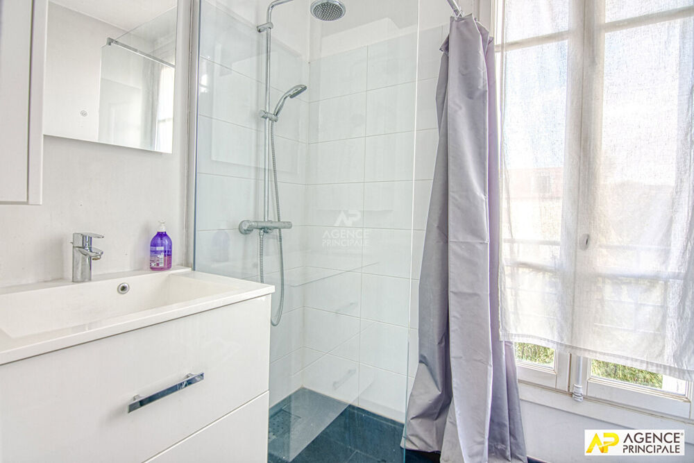 � vendre  Maison Versailles (78000)