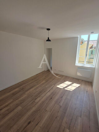  Appartement à louer 2 pièces 34 m²