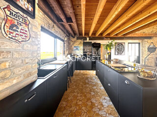  Maison � vendre 8 pi�ces 353 m�