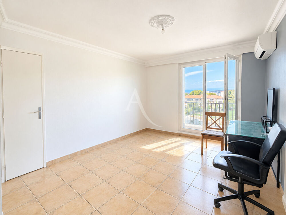 Vente Appartement Appartement T4, 97 m2 avec deux balcons, cave et place de parking en sus Marseille 13