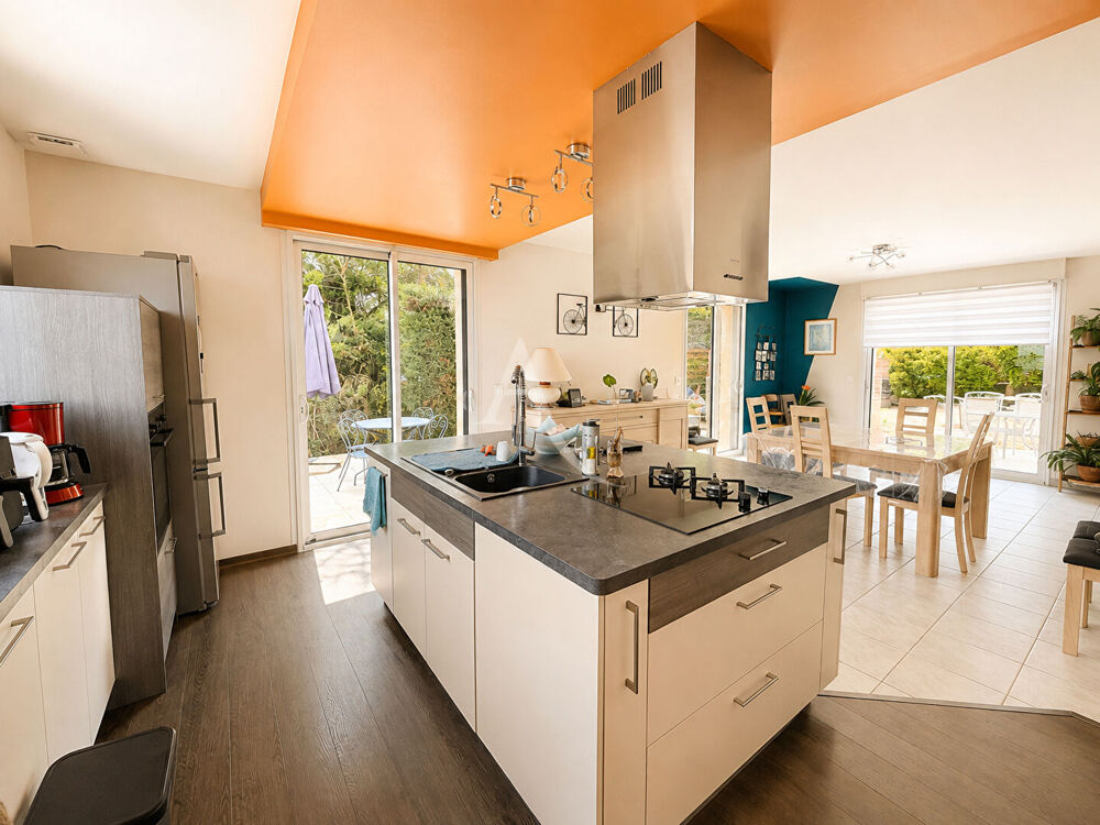 Vente Maison Spacieuse maison familiale 5 chambres et vie de plain pied - BAGNEUX Saumur