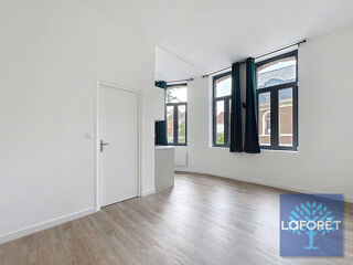  Appartement à louer 2 pièces 33 m²