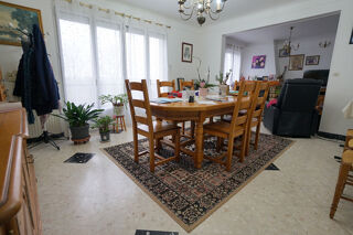  Maison à vendre 10 pièces 146 m²